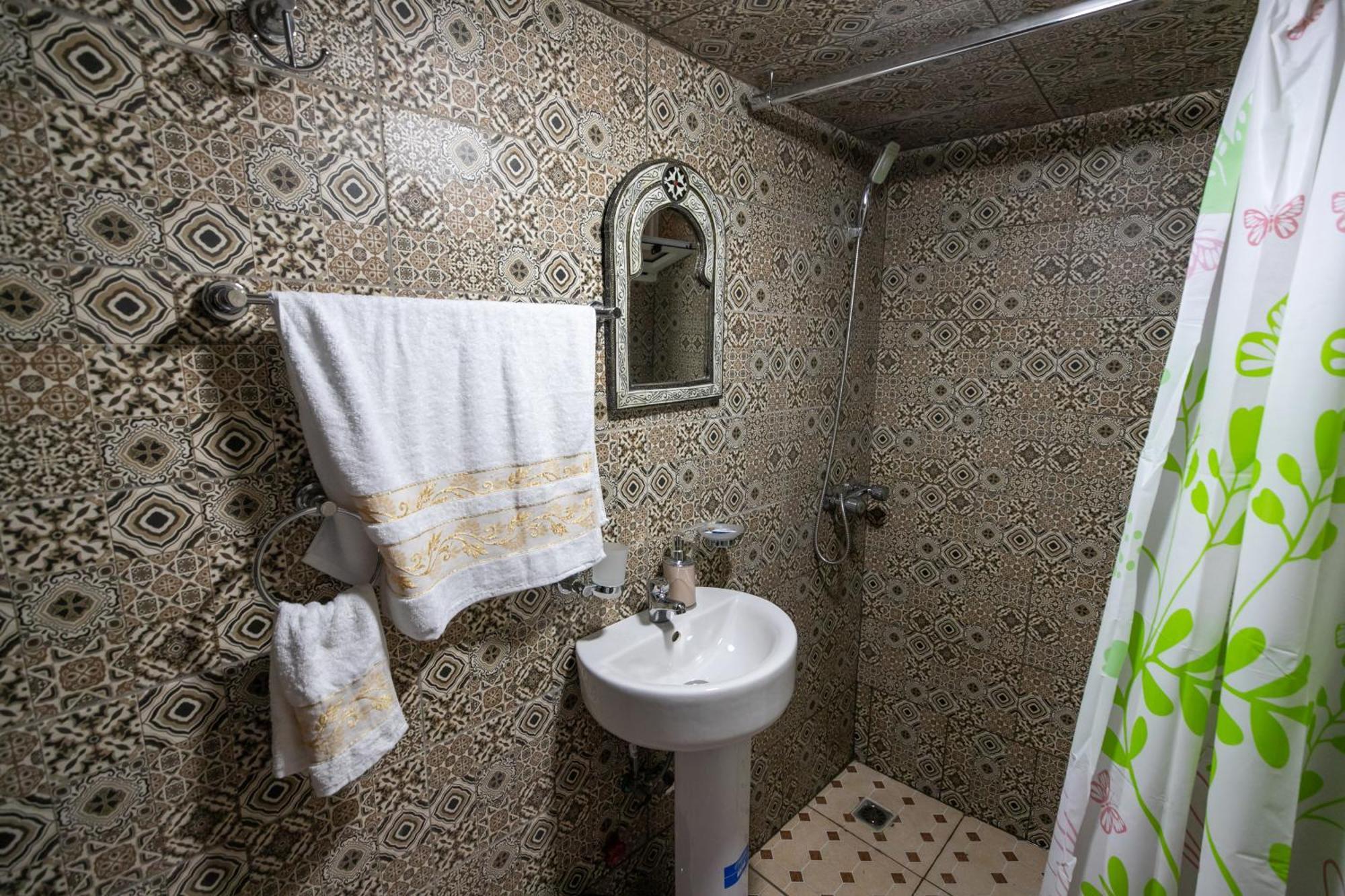 Riad Fes Lile Bagian luar foto