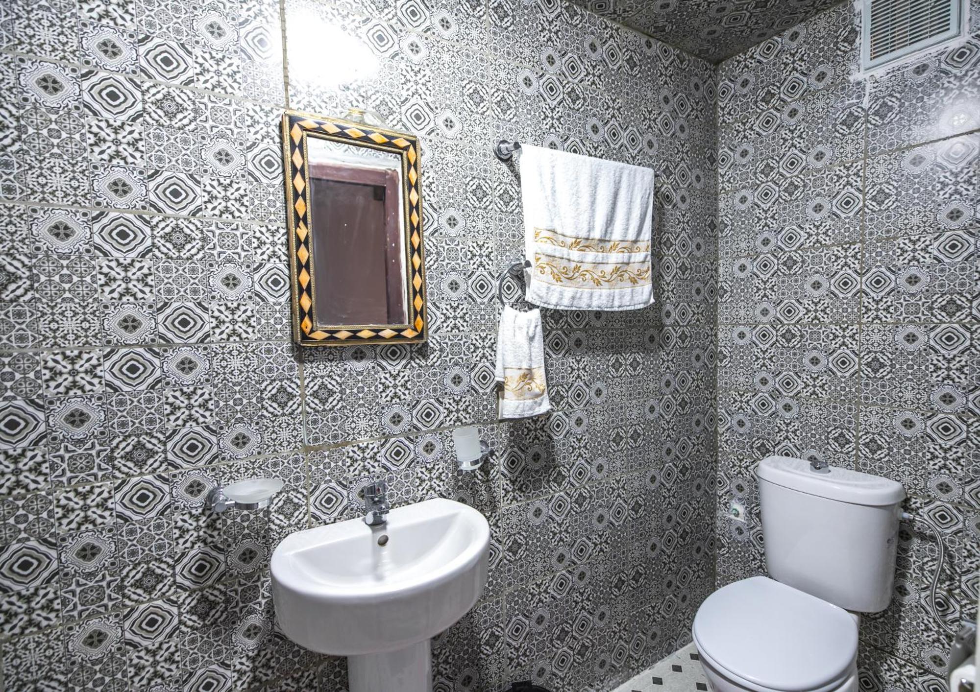Riad Fes Lile Bagian luar foto