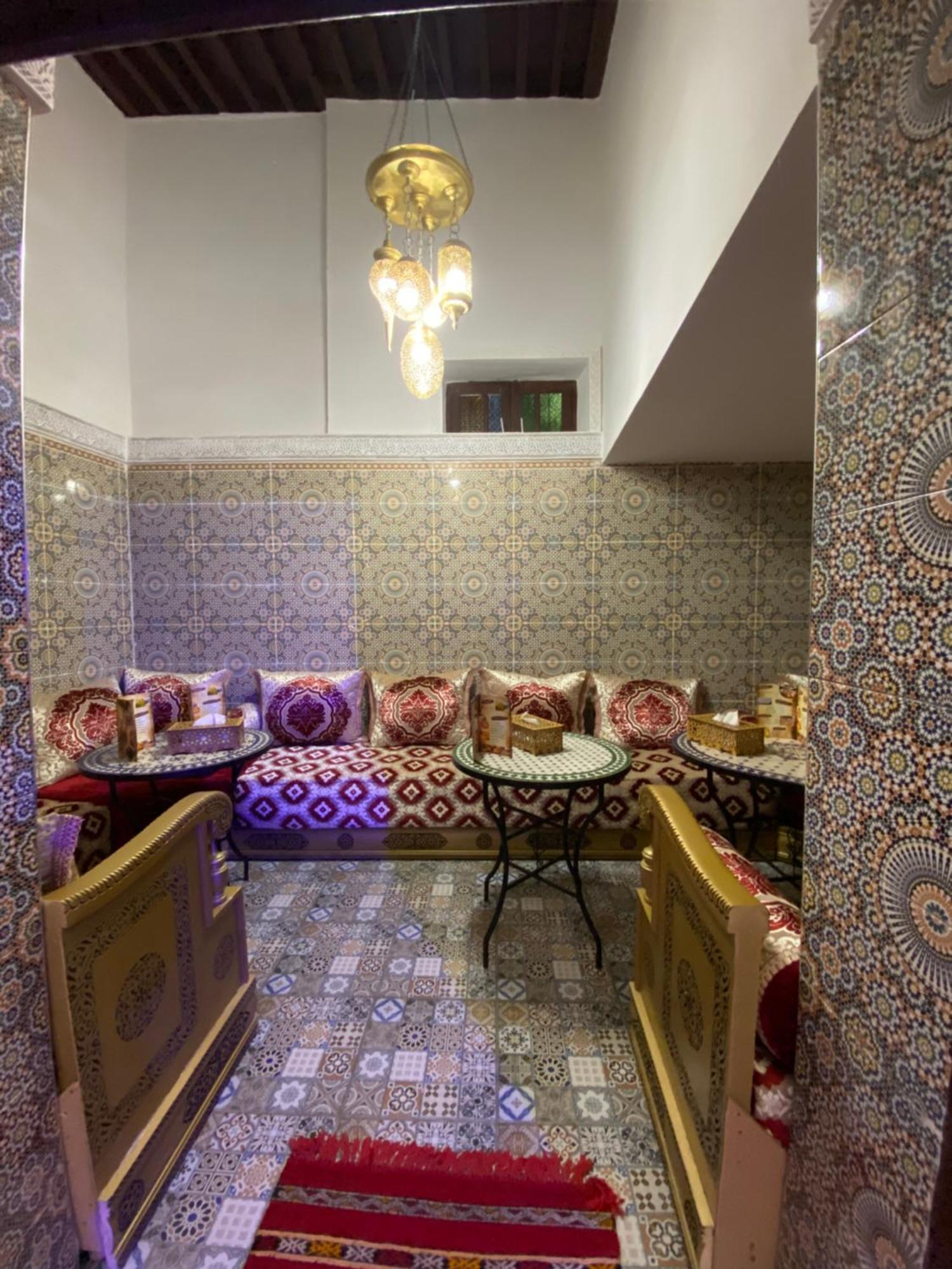 Riad Fes Lile Bagian luar foto