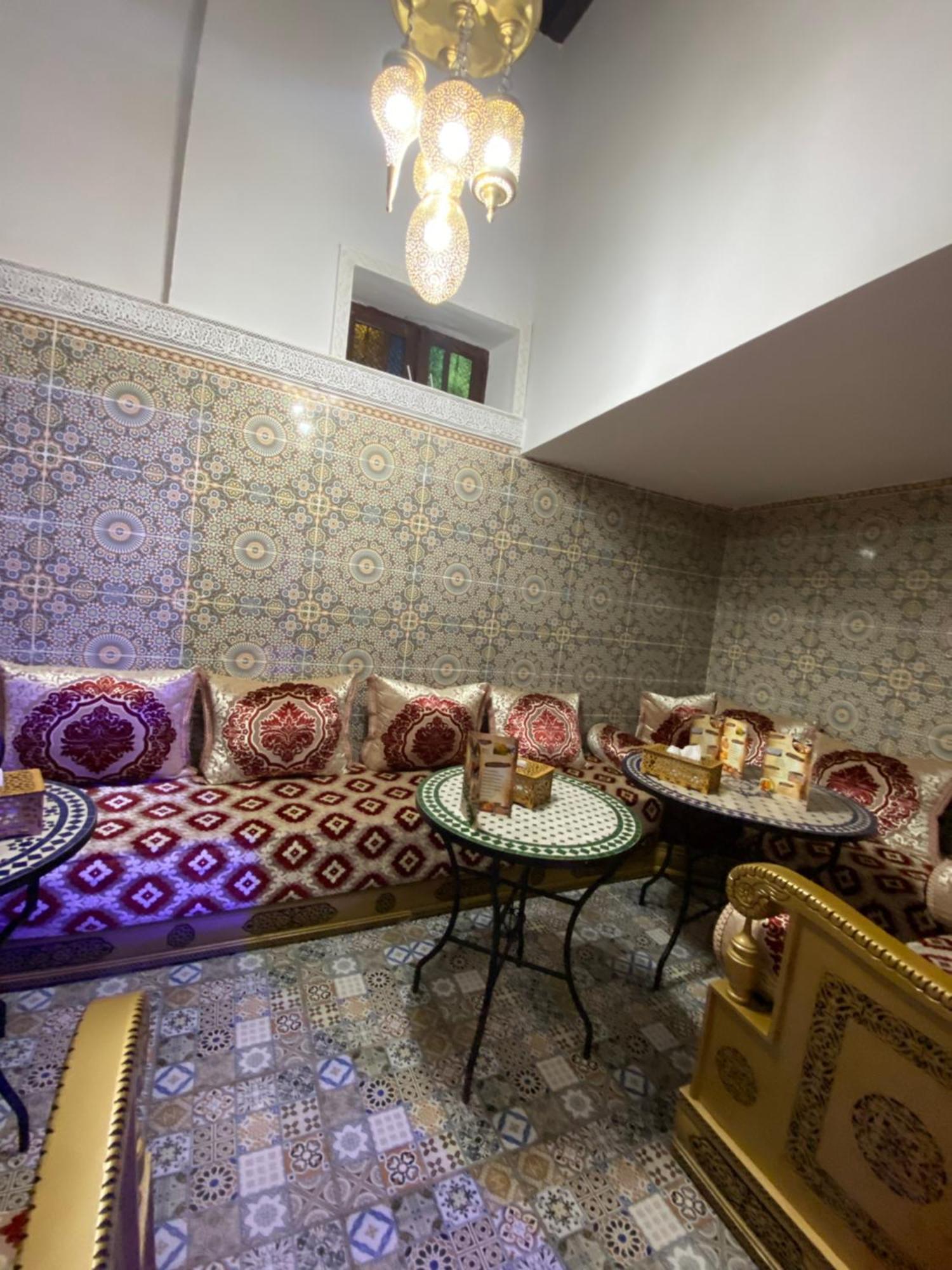 Riad Fes Lile Bagian luar foto
